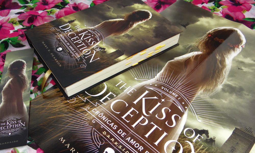  Livro: “The Kiss of Deception” de Mary E. Pearson