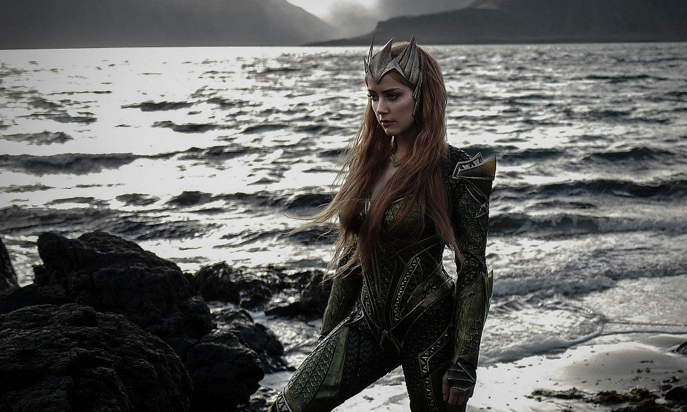  Mera: A Rainha dos mares em Liga da Justiça e Aquaman