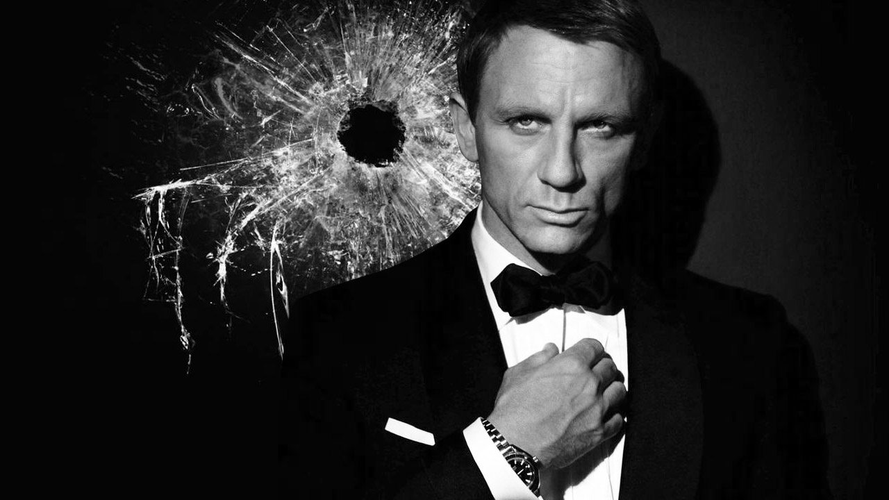 Daniel Craig anuncia que estará no próximo 007