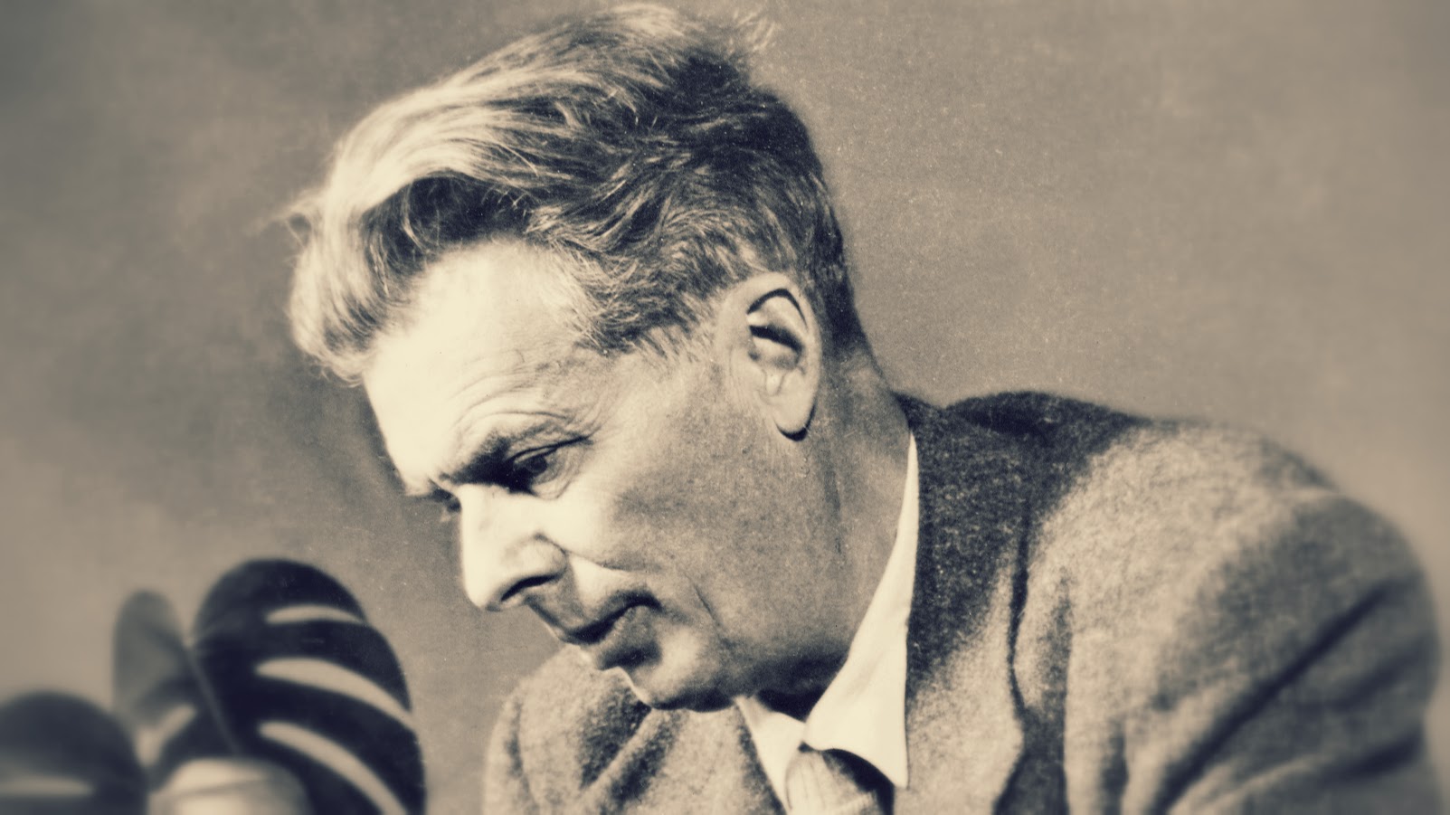 Contraponto, de Aldous Huxley: O conflito entre o fingir e o ser