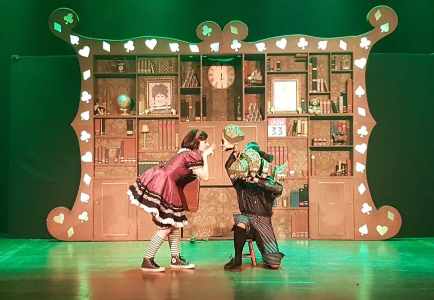  Alice, O Musical: O espetáculo infantil volta em cartaz no Teatro Porto Seguro