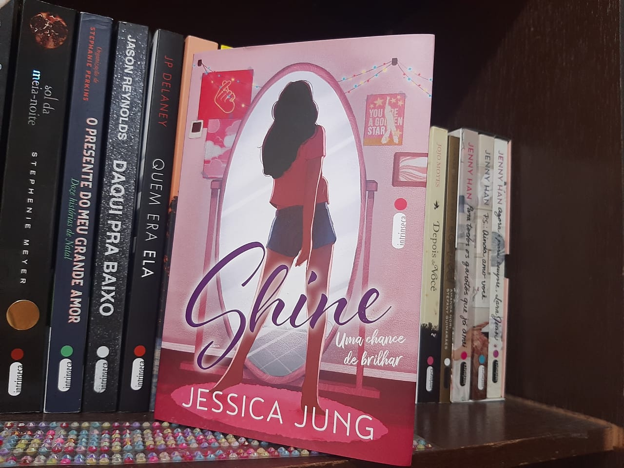 Resenha: “Shine: Uma chance de brilhar”, de Jessica Jung, Editora Intrínseca