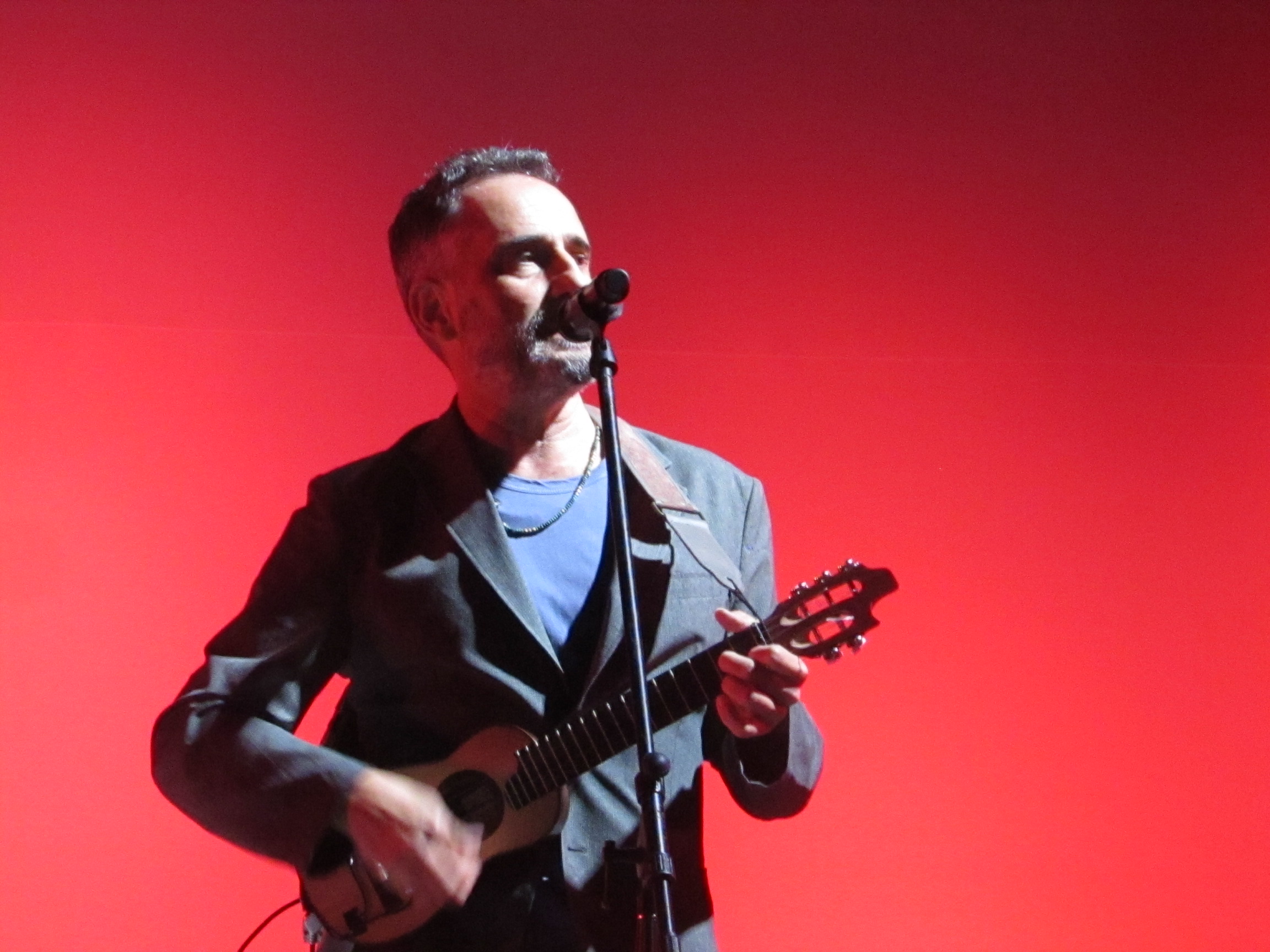 Jorge Drexler apresenta Tinta y Tiempo em Porto Alegre