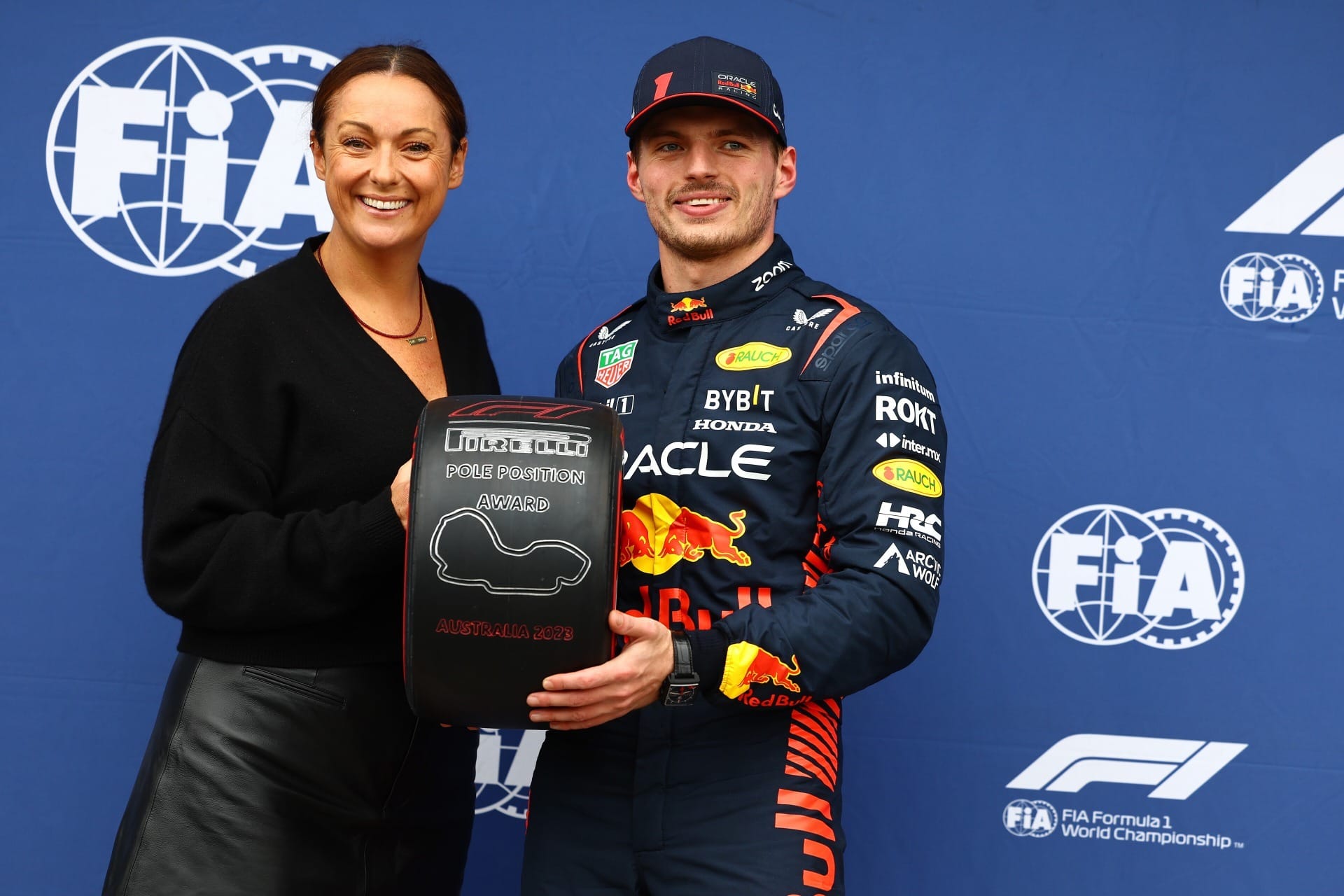 Mercedes surpreende e fecha o top 3 com Verstappen