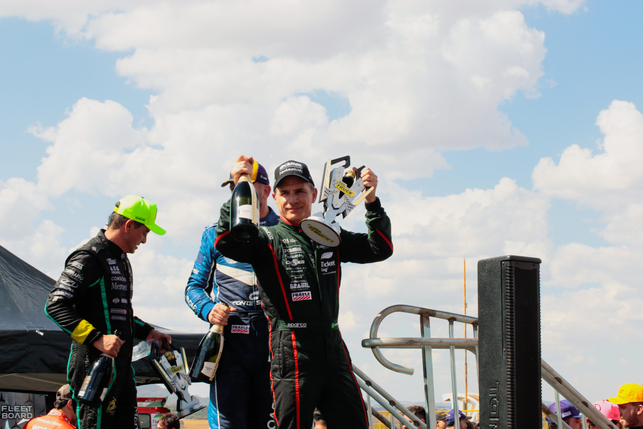 Felipe Giaffone e Roberval Andrade vencem em Goiânia pela Copa Truck