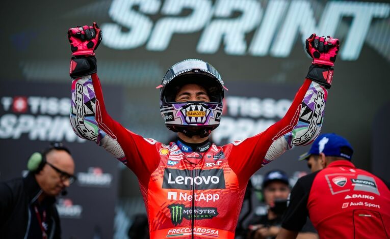 Bastianini domina fim de semana em Silverstone e celebra dobradinha no GP da Grã-Bretanha 2024