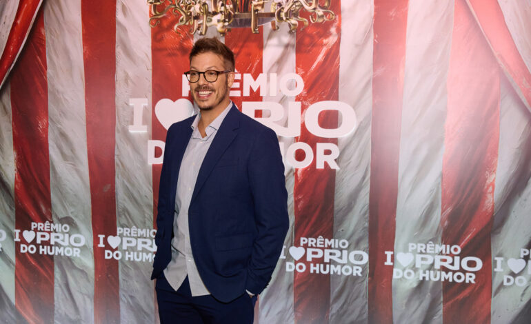Fabio Porchat comanda mais uma edição do Prêmio I Love PRIO do Humor