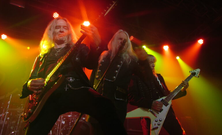Saxon – Bar Opinião