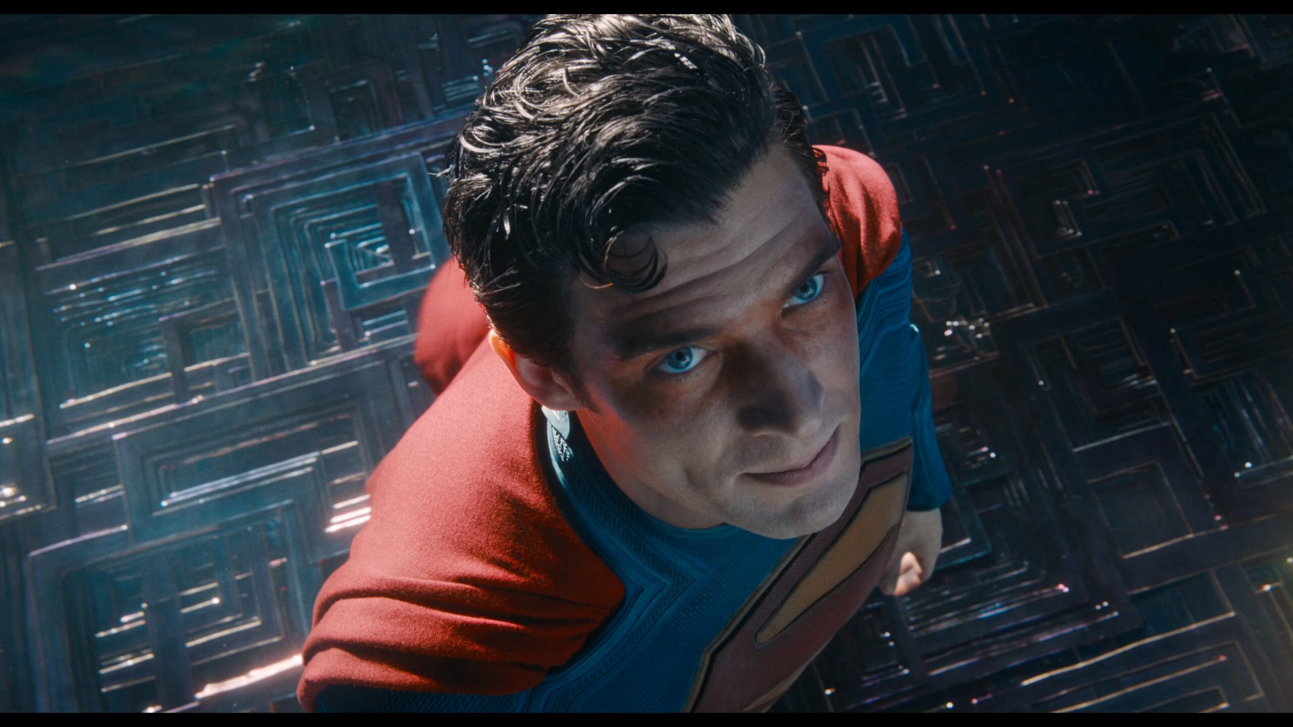 Novo trailer de Superman é lançado e ingressos já estão à venda