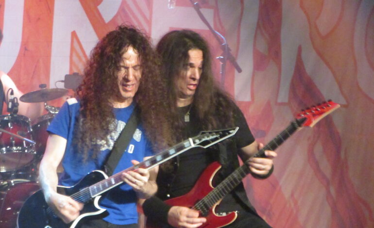 Kiko Loureiro e Marty Friedman – Bar Opinião
