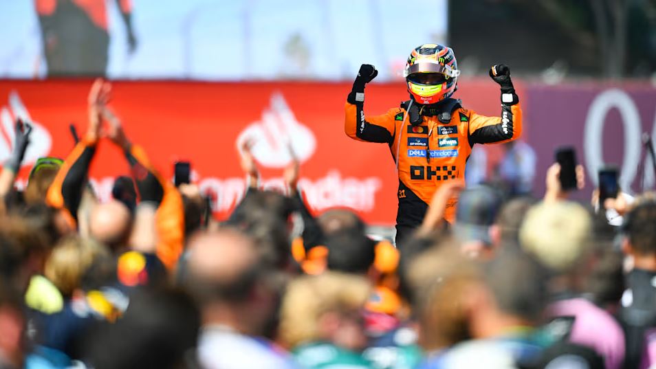 Piastri vence GP da Espanha com domínio estratégico da McLaren; Verstappen colide com Russell e termina em 10º