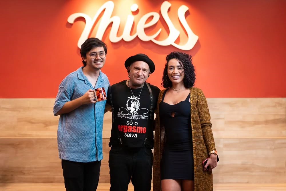 Heitor Werneck ministra palestra sobre fetiche em evento da Miess em São Paulo