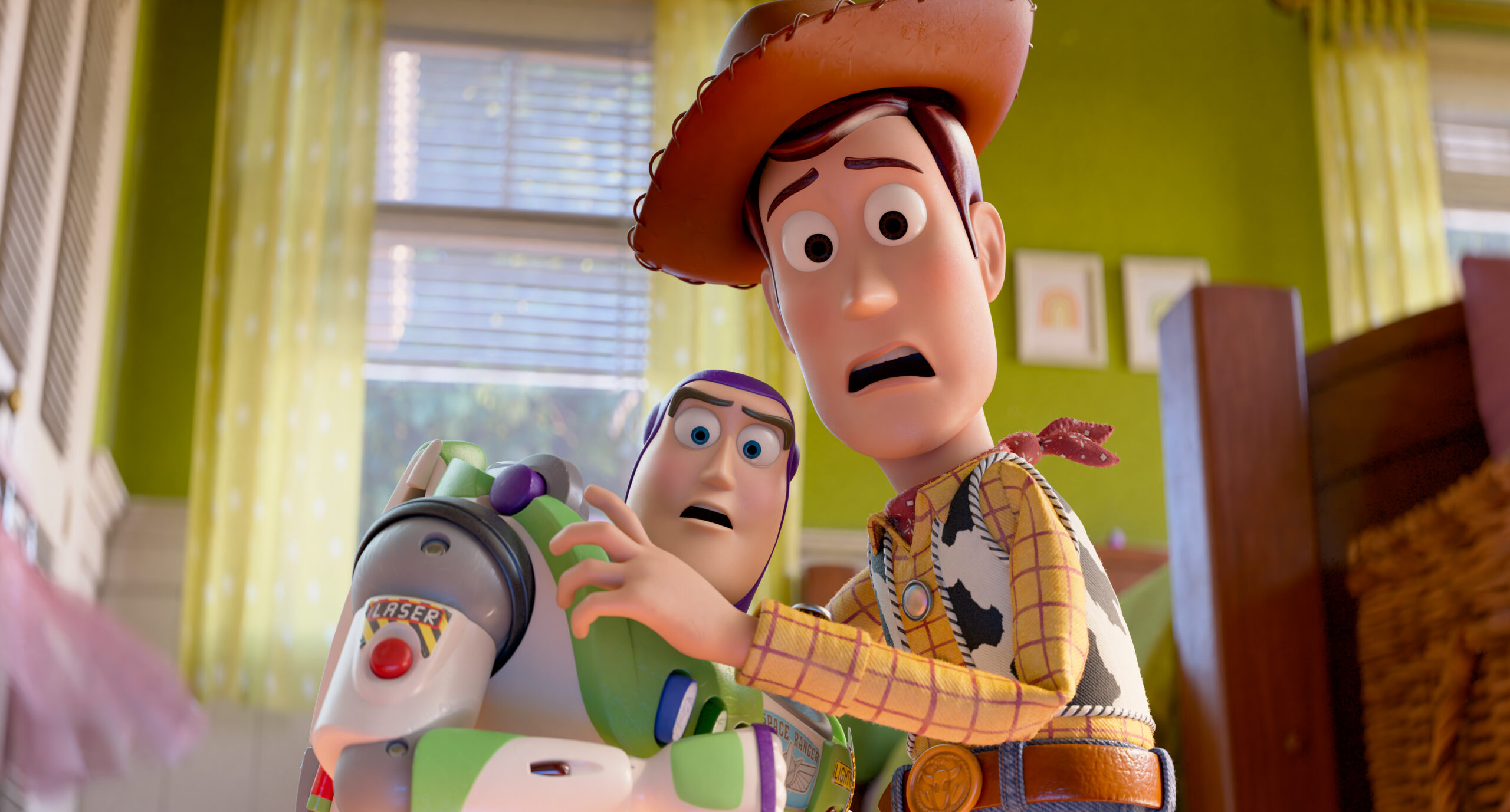 Toy Story 5: Disney e Pixar apresentam trailer inédito com novo personagem tecnológico e elenco clássico