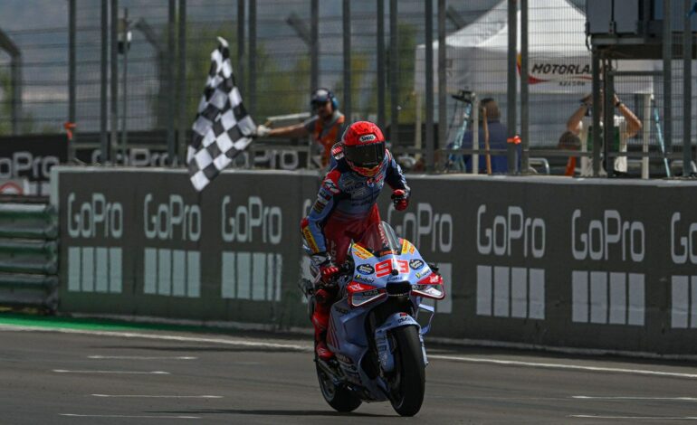 Márquez domina fim de semana no GP de Aragão com vitória na sprint e na corrida principal