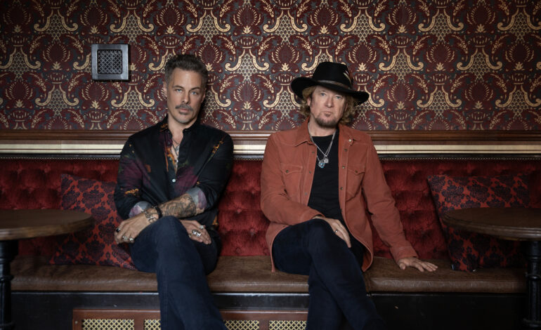 Turnê “Black Light / White Noise”, de Smith/Kotzen, chega à Curitiba