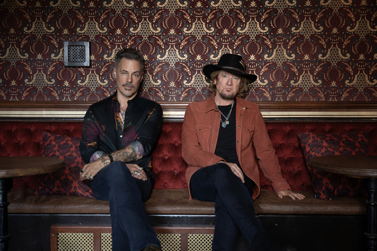 Turnê “Black Light / White Noise”, de Smith/Kotzen, chega à Curitiba