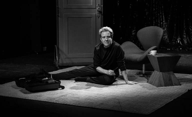 O Último Ato, espetáculo estrelado por Eduardo Martini, estreia em 22 de janeiro