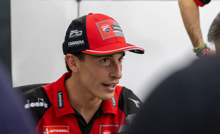 MotoGP Brasil 2026: Marc Márquez destaca evolução física e aponta desafio decisivo com pneus em Goiânia