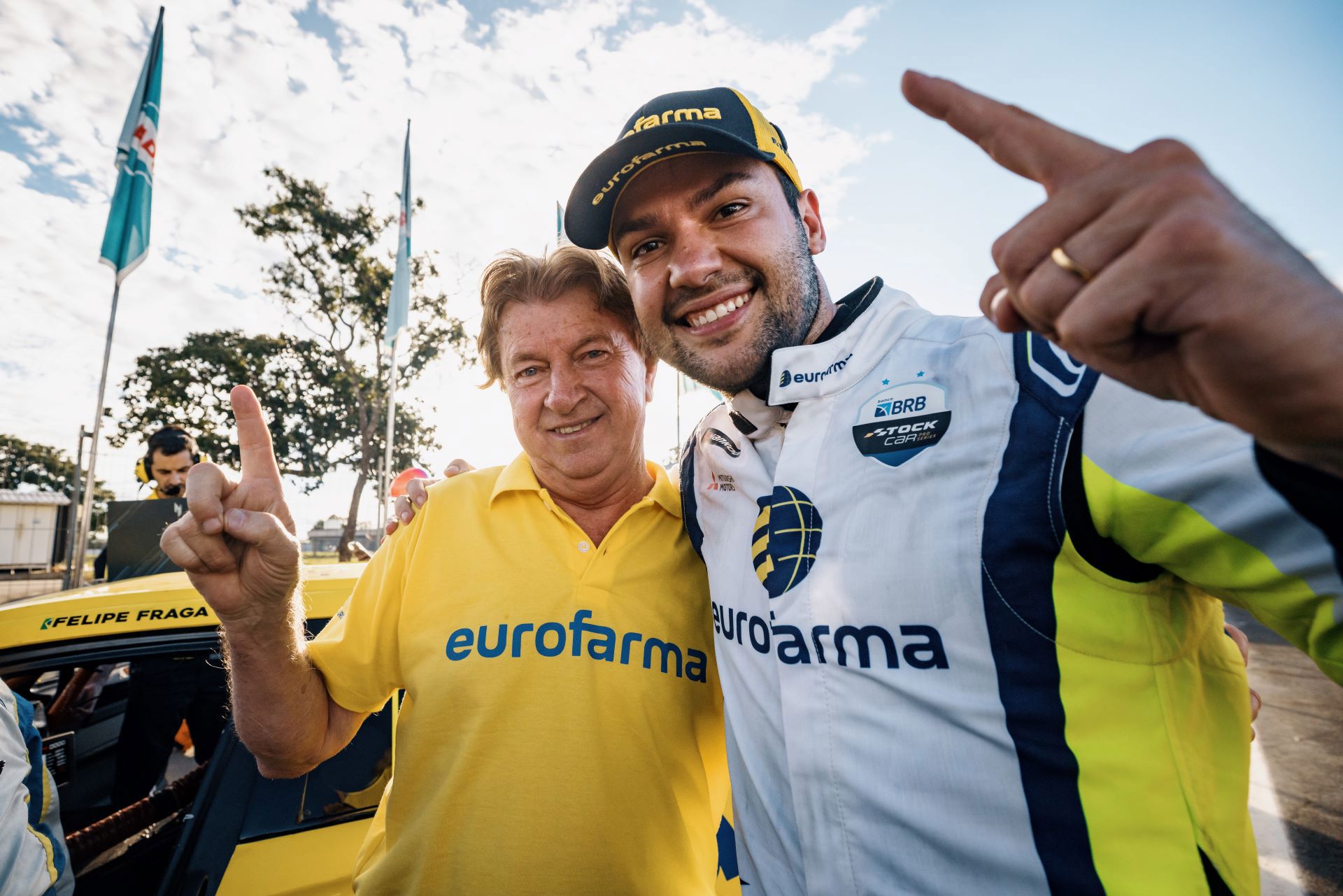 Stock Car 2026 começa em Curvelo com vitória de Enzo Elias na sprint e triunfo de Felipe Fraga na corrida principal