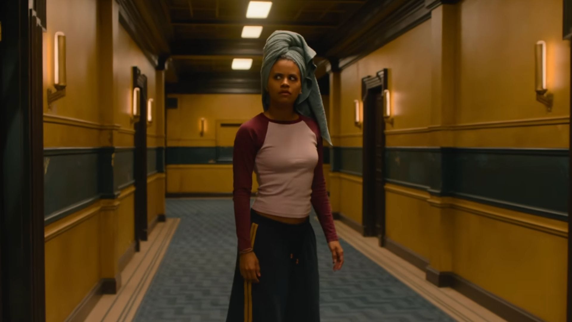 Crítica – Eles Vão Te Matar – Ação frenética de terrir e gore que cansa mais que empolga