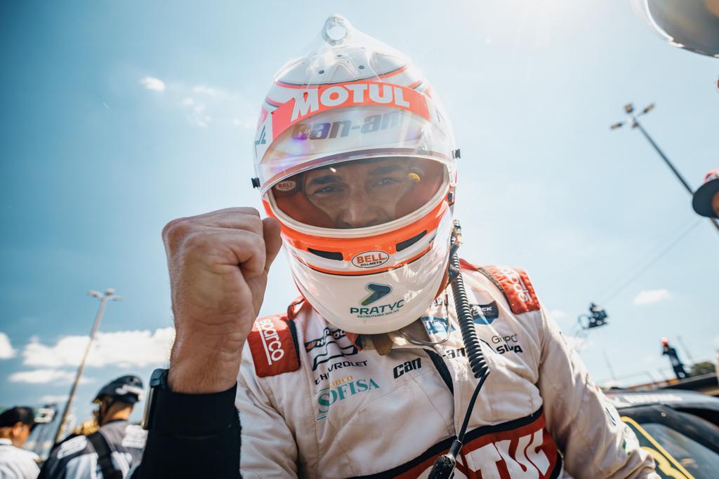 Cascavel entrega fim de semana eletrizante na Stock Car com vitórias de Guilherme Salas e Nelsinho Piquet Jr.