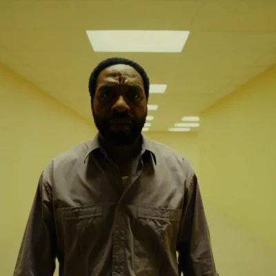 Crítica – Backrooms: Um Não-Lugar