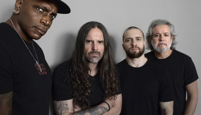 Sepultura faz show de despedida em Porto Alegre